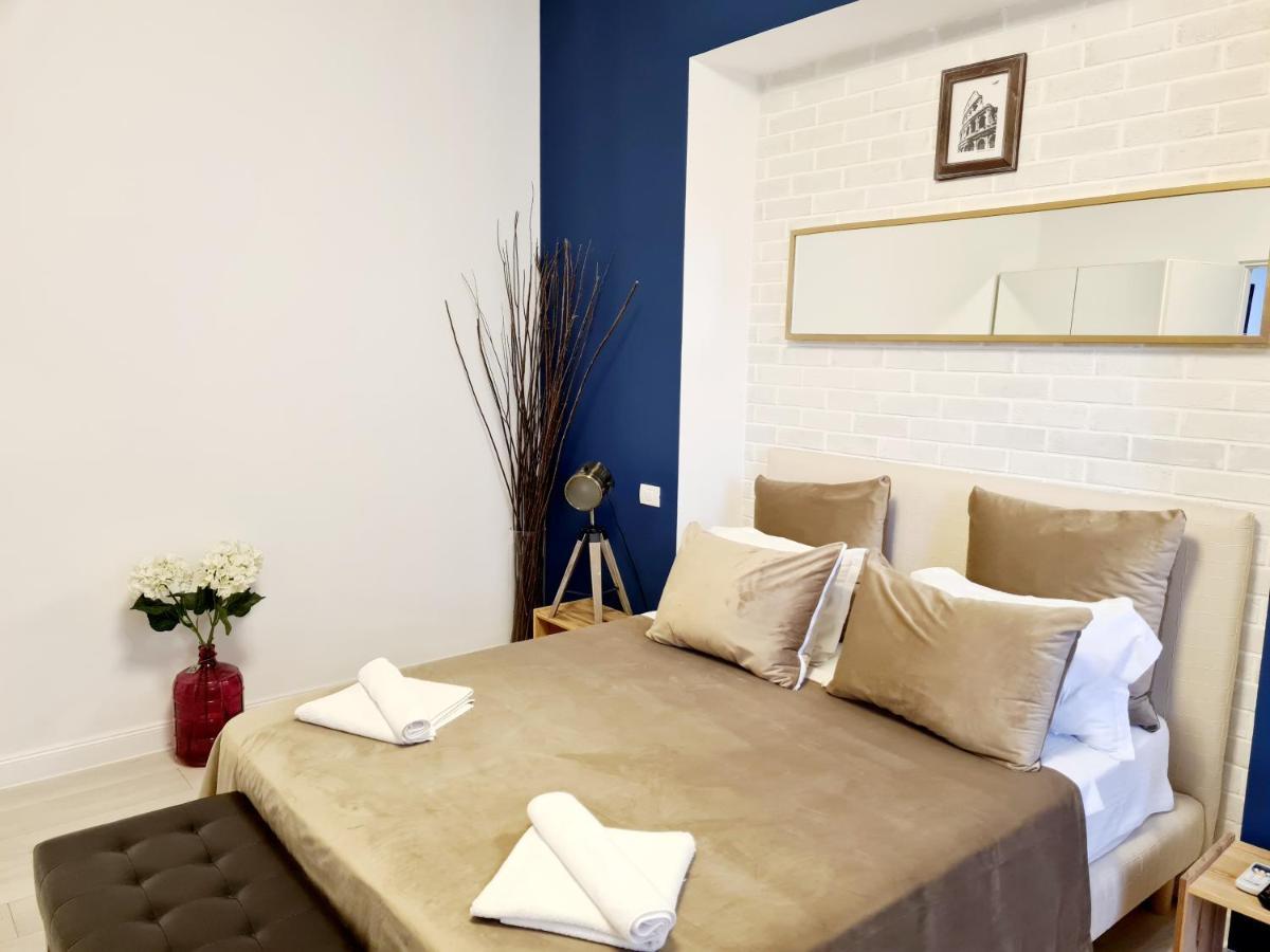 Metropole Apartments - Old City Bukarest Szoba fotó