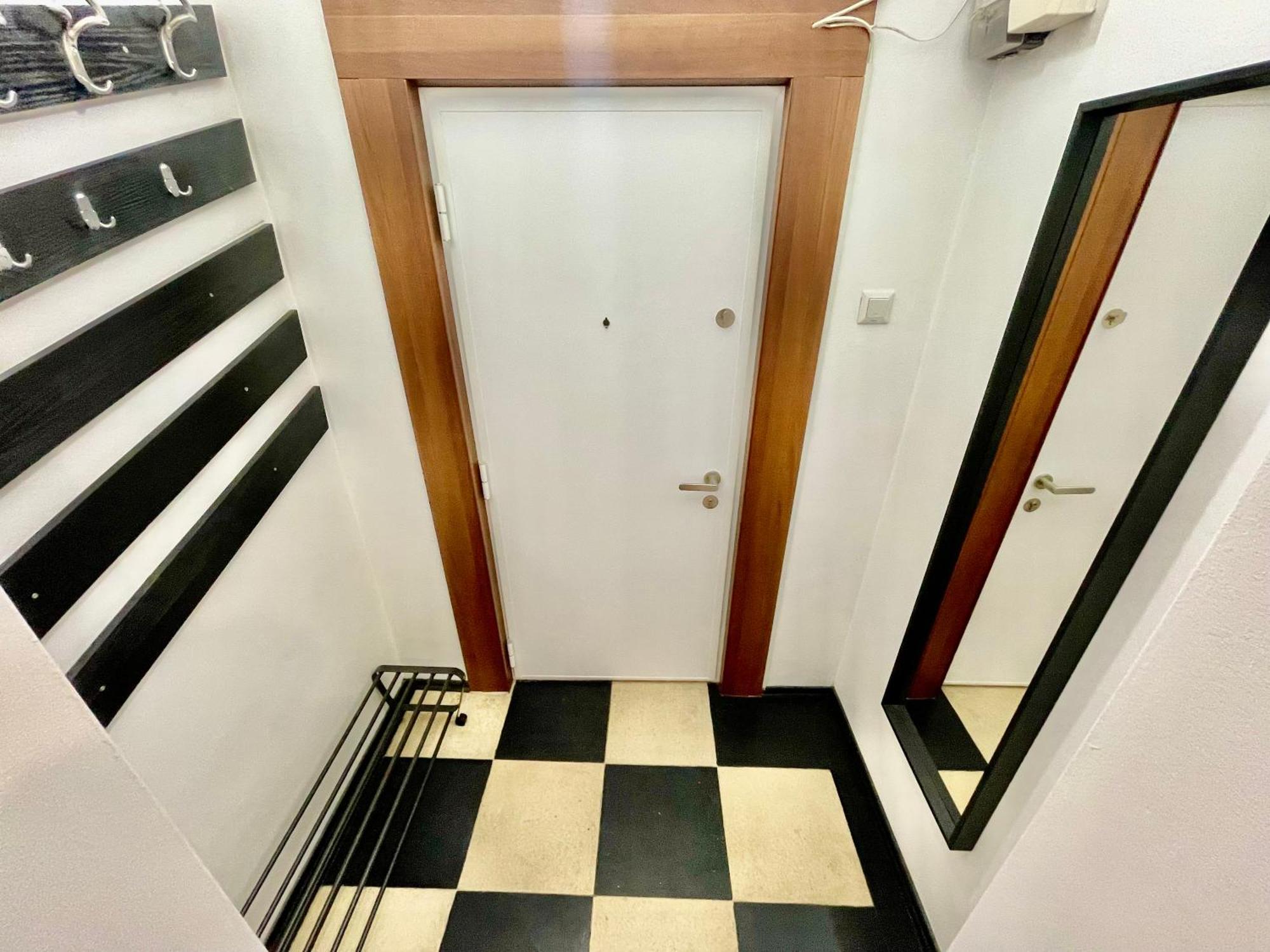 Metropole Apartments - Old City Bukarest Kültér fotó